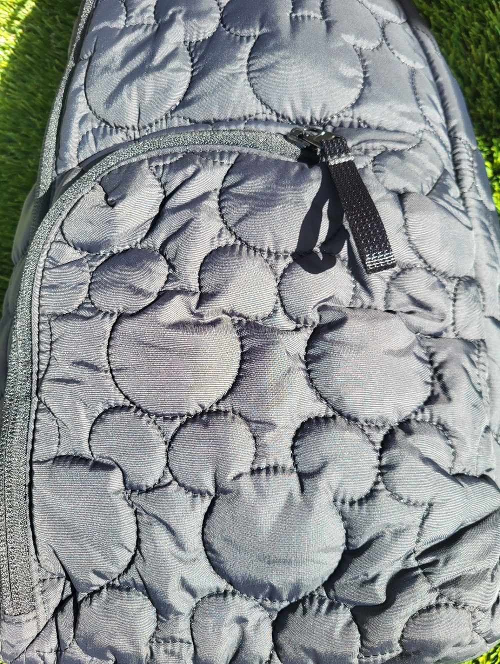 Vera Bradley Disney Black Quilted Sling Backpack with Mickey Mouse Interior. - Picture 11 of 16